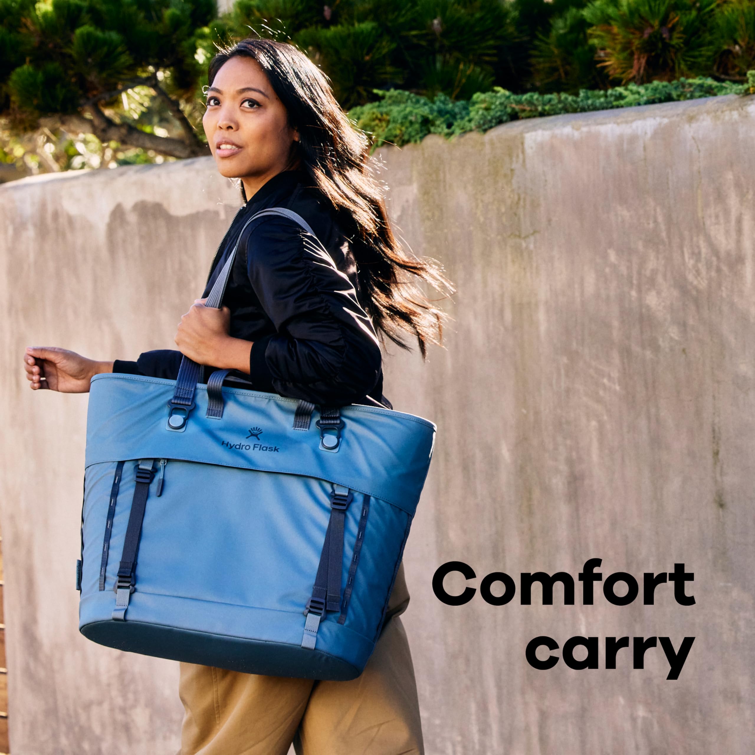 Hydro Flask Carryout Tote - Insulated Tote Bag - 20 L Capacity in Capri Blue - Image 8